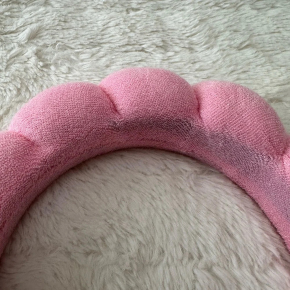 Makeup/ skincare trendy pink headband - Picture 4 of 5